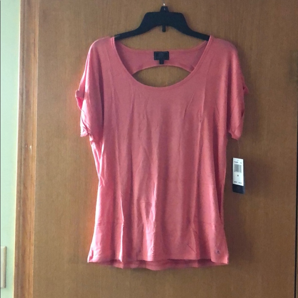 💝Open Back T shirt! Pink Lotus